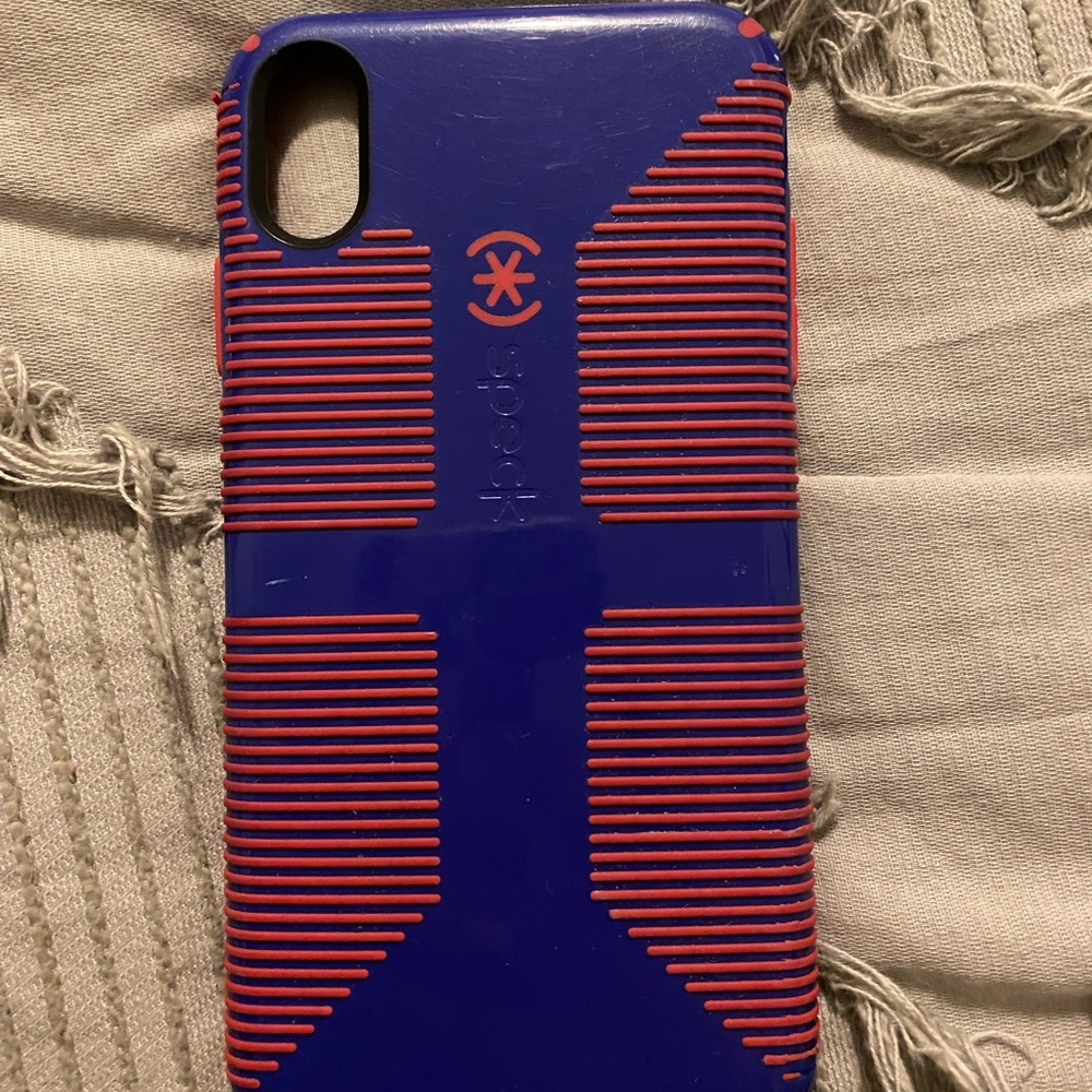 iPhone XS Max Speck case
